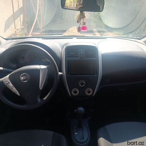 Nissan Sunny: 1.5 l | 2019 il