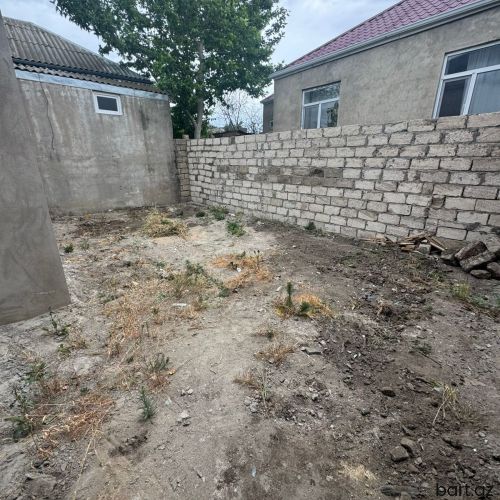 Buzovna Maştağa yolunda 3 otaqlı heyet evi satılır