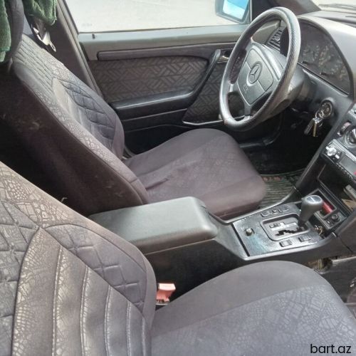 Mercedes-Benz C-Class: 1.8 l. | 1995 il | Sedan