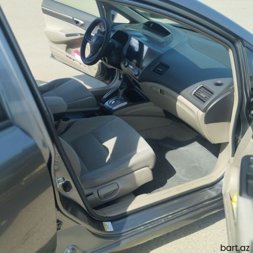 Honda Civic: 1.3 l | 2009 il 