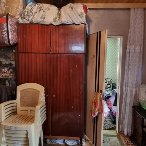 Buzovnada həyət evi satılır