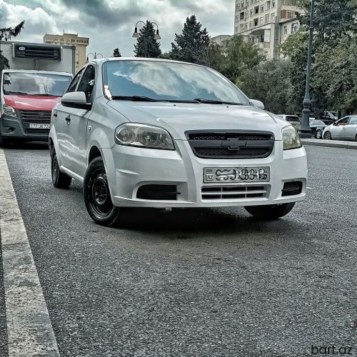 Chevrolet Aveo: 1.2 l | 2011 il 