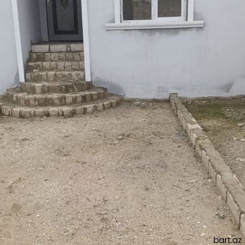4 otaqlı həyət evi satılır