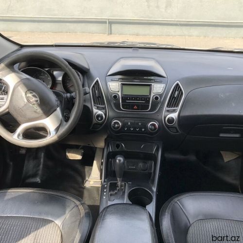 Hyundai ix35: 2.4 l. | 2011 il 
