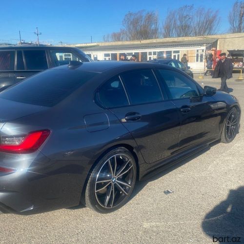 BMW 3 series: 2 l. | 2019 il