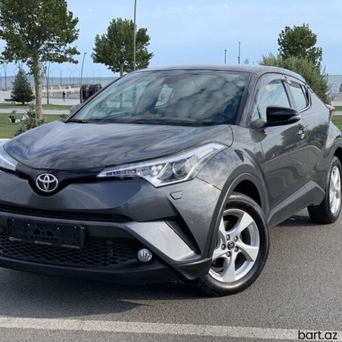 Toyota C-HR: 1.2 l. | 2018 il