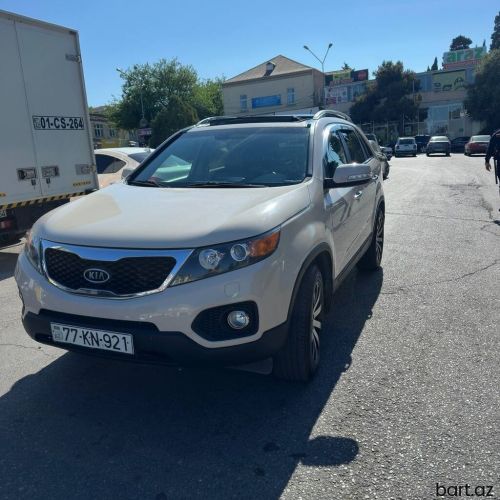Kia Sorento: 2 l | 2010 il