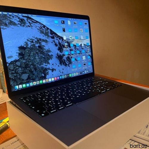 MacBook m1 super vezyetedi 8+256gb