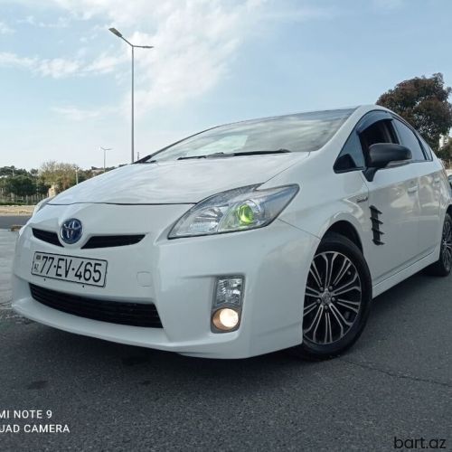 Toyota Prius: 1.8 l | 2011 il 