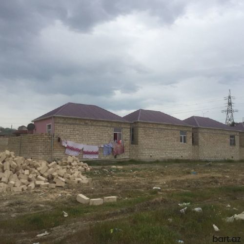 Masazirda 3 sot torpaq sahəsi satilir.