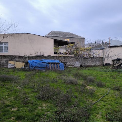 Torpaq sahəsi satılır. 