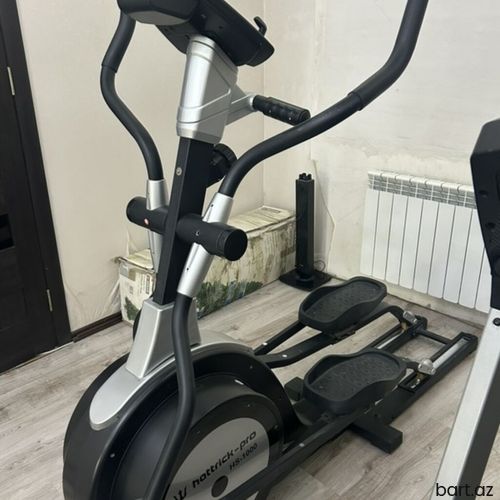 Hattrick-Pro HS-1000 elliptical trenajor