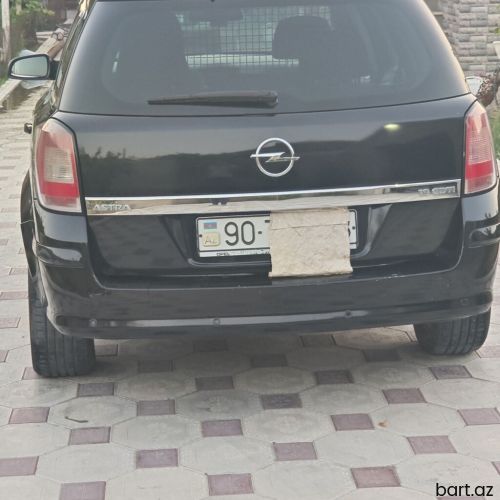 Opel Astra: 1.9 l | 2008 il