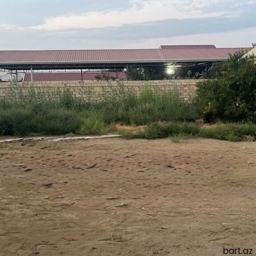 Qaradağ r-nu,Qobustan qəs-də 7 sot torpaq satilir.