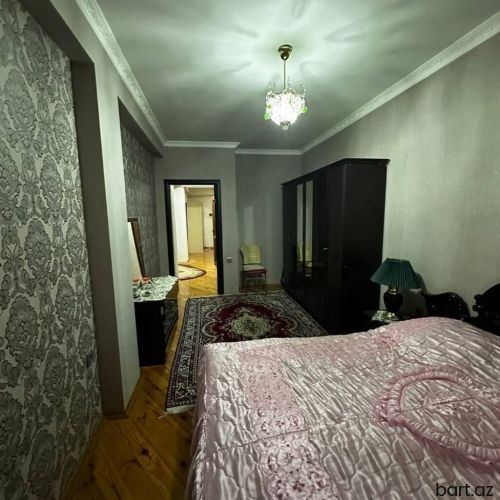 Məmmədlidə, 3 otaqlı mənzil satilir.