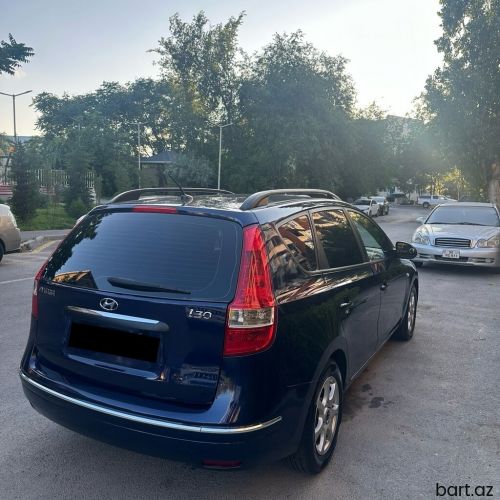 Hyundai i30: 1.6 l | 2008 il 