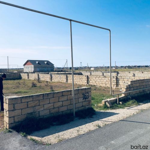 Buzovnada 4 sot torpaq sahəsi satılır