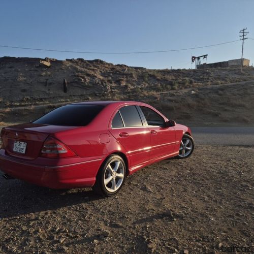 Mercedes-Benz C-Class: 1.8 l | 2005 il 