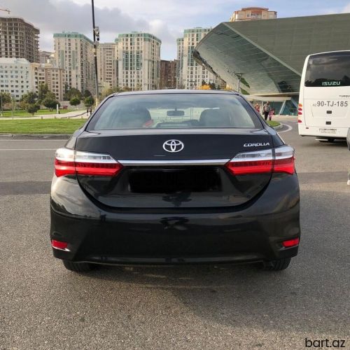 Toyota Corolla: 1.6 l | 2017 il