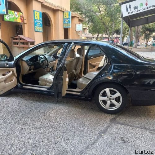 Mercedes-Benz : 2.4 l. | 2008 il