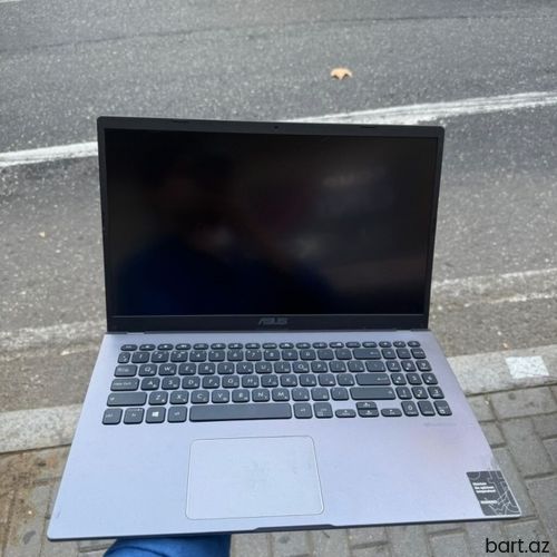 ASUS brendinə məxsus bu noutbuk 