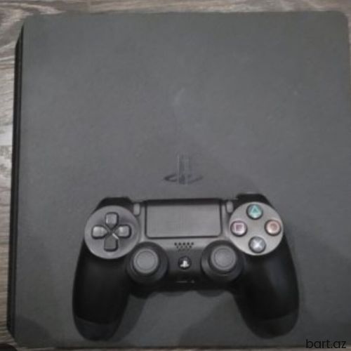 Sony Plastation 4 slim 500 gb.