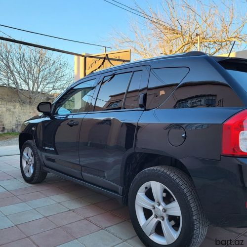 Jeep Compass: 2.4 l. | 2012 il