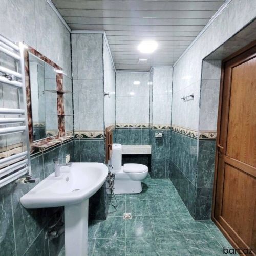 Əhmədlidə 2 otaqli mənzil satilir.