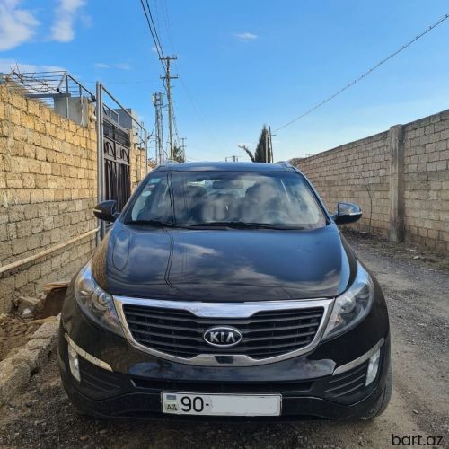 Kia Sportage: 2 l. | 2011 il 