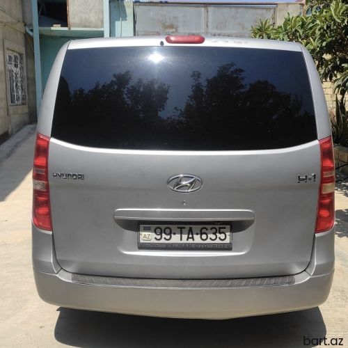 Hyundai H-1 (Grand Starex): 2.5 l | 2011 il