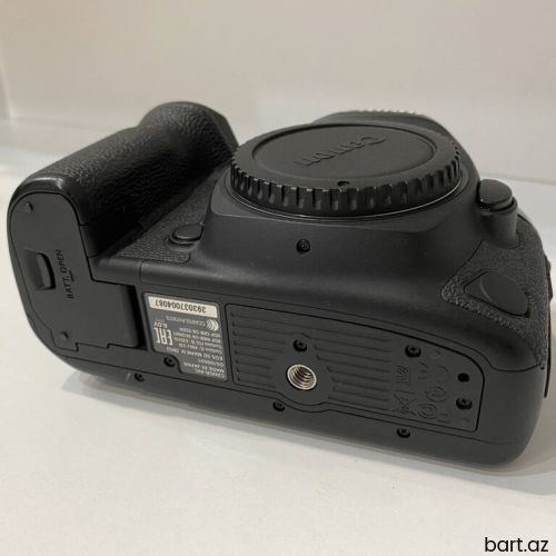 Canon 5D Mark4. 