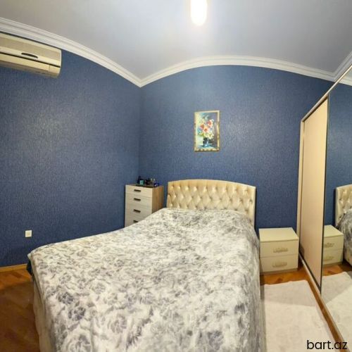 8-ci mikrorayonda 3 otaqli mənzil satilir.