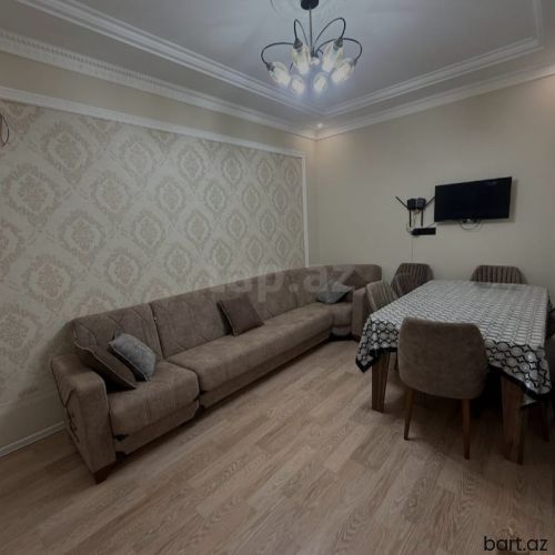2 otaqlı həyət evi satılır