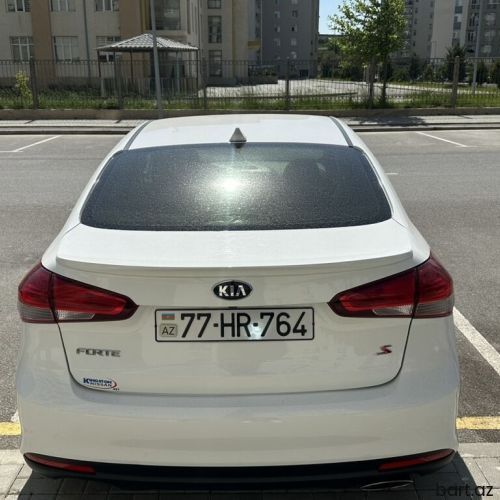 Kia Forte: 2 l | 2017 il