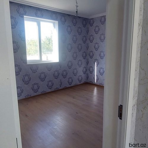 Mingəçevir şəhərində 3 otaqli həyət evi satilir.