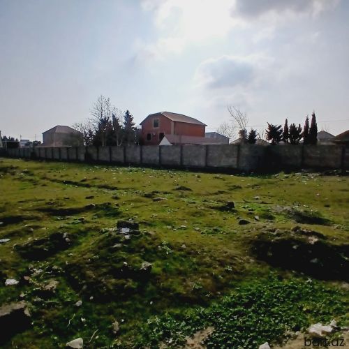 Buzovnada torpaq satılır