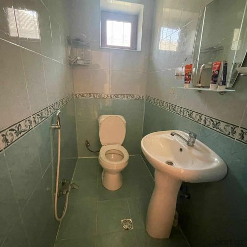 Buzovna Maştağa yolunda bağ evi satılır