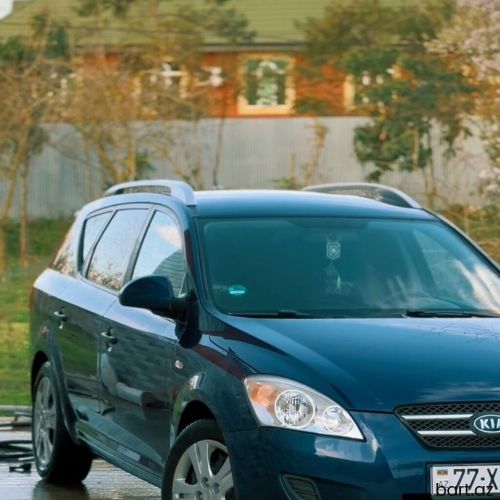 Kia Ceed: 1.4 l | 2009 il