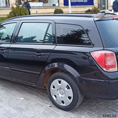 Opel Astra: 1.4 l. | 2005 il