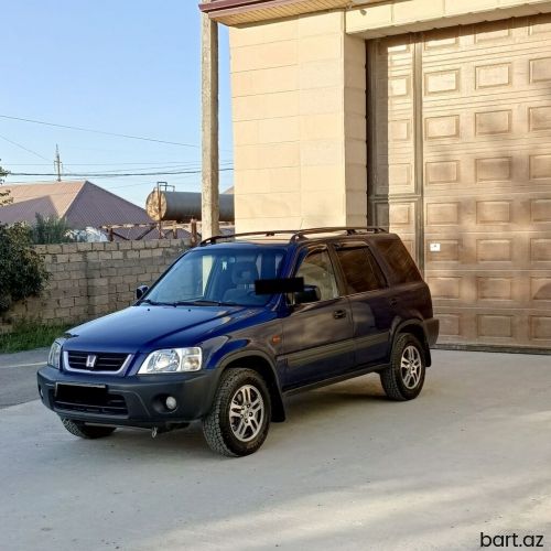 Honda CR-V: 2 l | 1999 il 