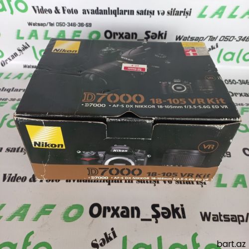 Nicon D7000.