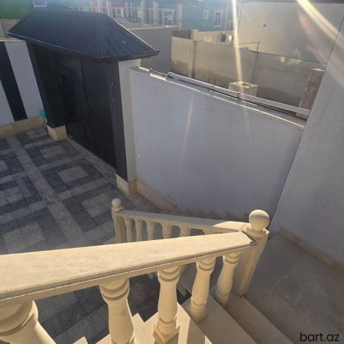 Maştağa-Savalanda 7 otaqlı ev satılır