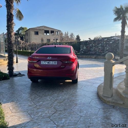 Hyundai Elantra: 1.8 l. | 2014 il