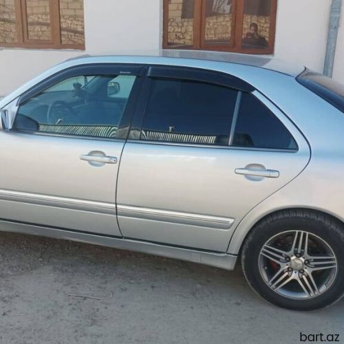 Mercedes-Benz 240: 2.3 l | 1999 il 