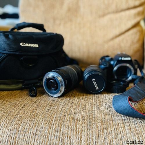 Canon 550D satilir