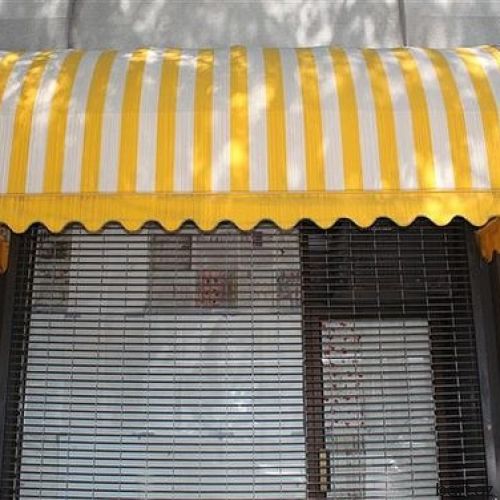 Açılıb bağlanan tent