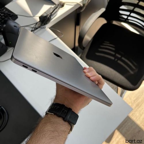 MacBook Pro 13” 2016