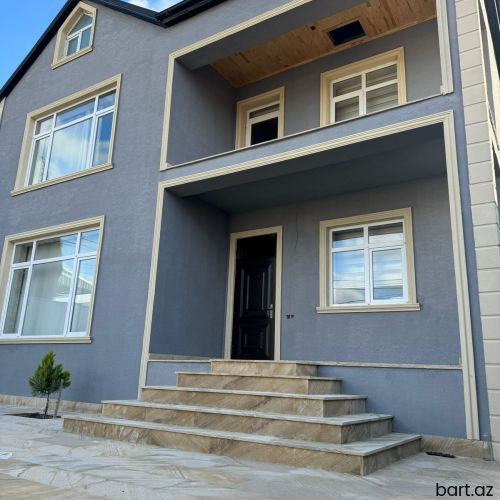 2 mərtəbə , 5 otaqlı həyət evi satılılr