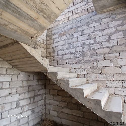 5 otaqlı podmayak həyət evi