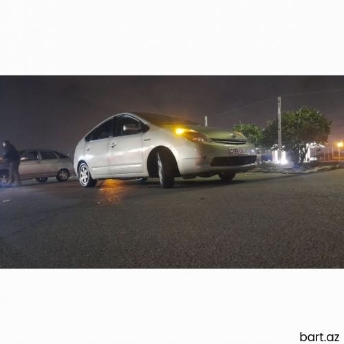 Toyota Prius: 1.5 l | 2008 il